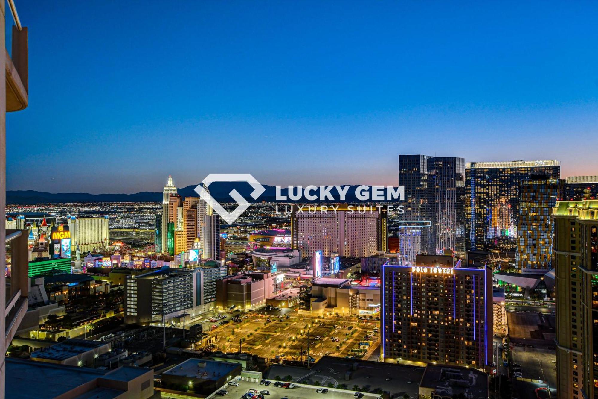 Lucky Gem Penthouse & Luxury Suites At Signature Resort, Balcony Strip View 3505 Las Vegas Bagian luar foto